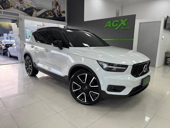 VOLVO XC40 2.0 T5 GASOLINA R-DESIGN AWD GEARTRONIC VOLVO XC40 2.0 T5 GASOLINA R-DESIGN AWD GEARTRONIC